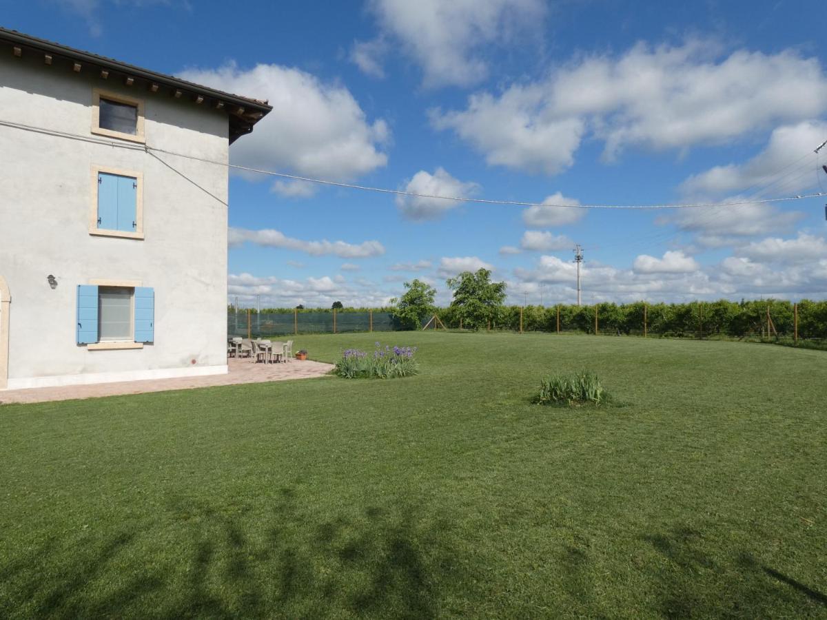 Agriturismo Il Fontanile Valeggio sul Mincio Exterior foto