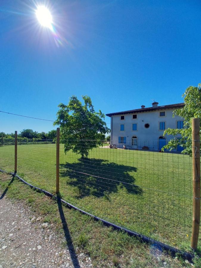 Agriturismo Il Fontanile Valeggio sul Mincio Exterior foto