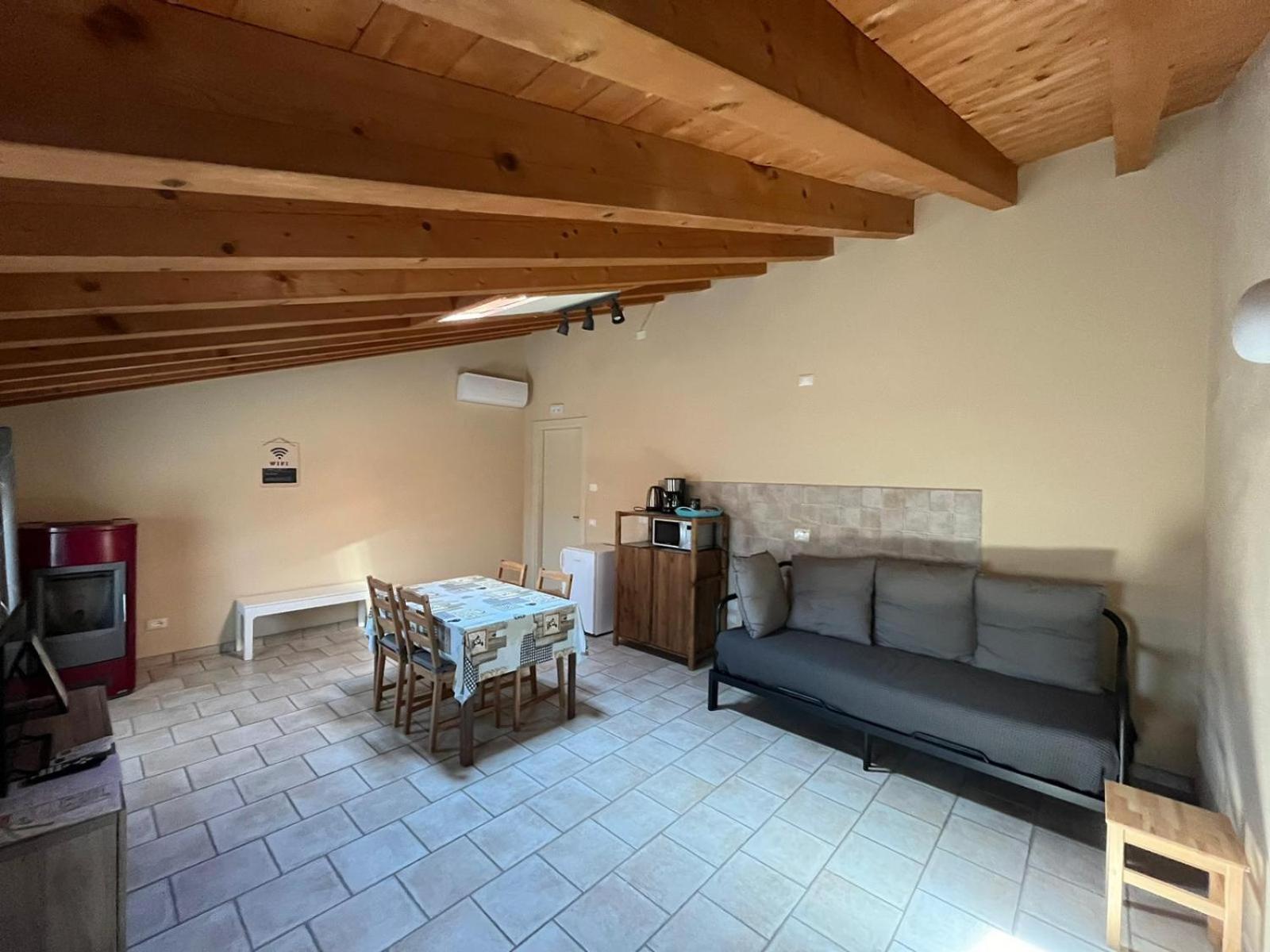 Agriturismo Il Fontanile Valeggio sul Mincio Exterior foto